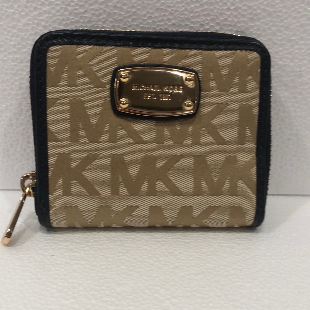 Michael Kors Tan and Black Wallet
